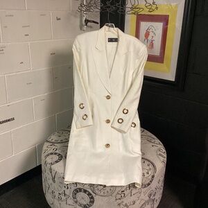 PSI IVORY LINEN DRESS USA MADE GOLD BUTTONS. VINTAGE ON SPEED 💃💃